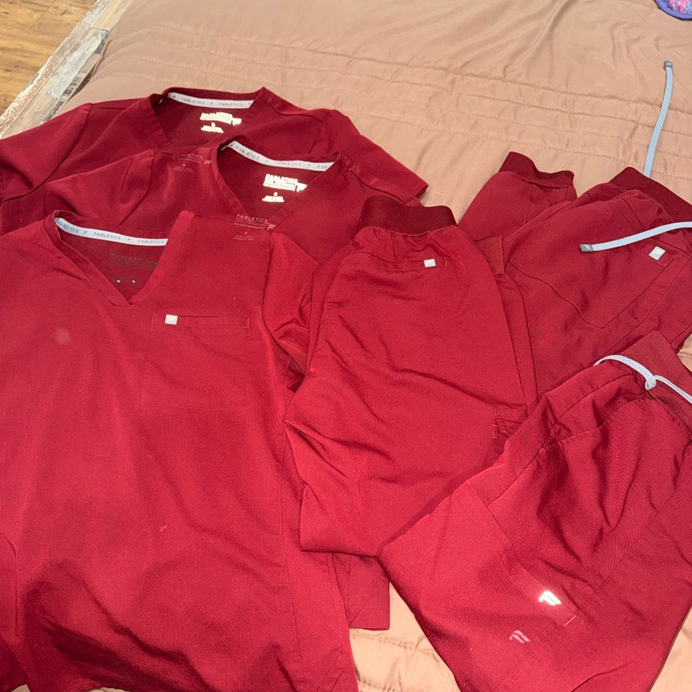 Fabletics scrubs